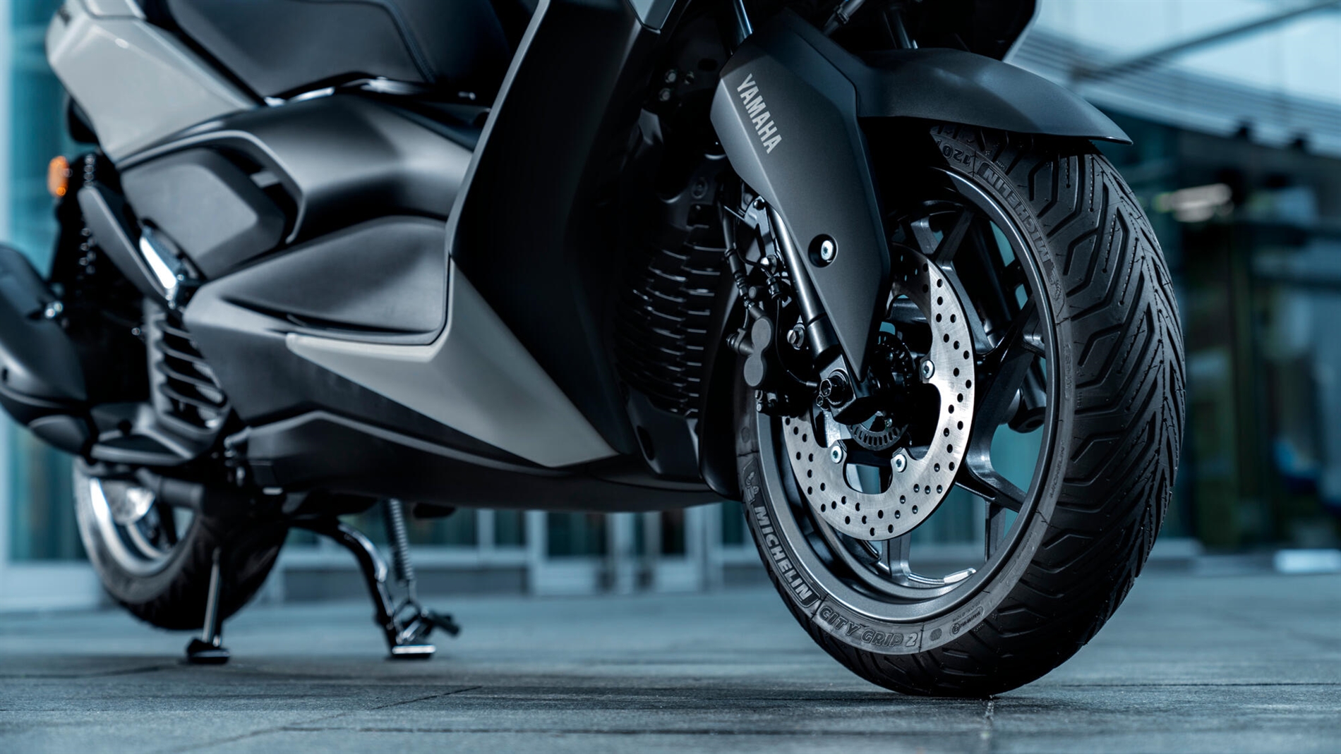 2025-Yamaha-XMAX125ASPH-EU-Detail-015-03
