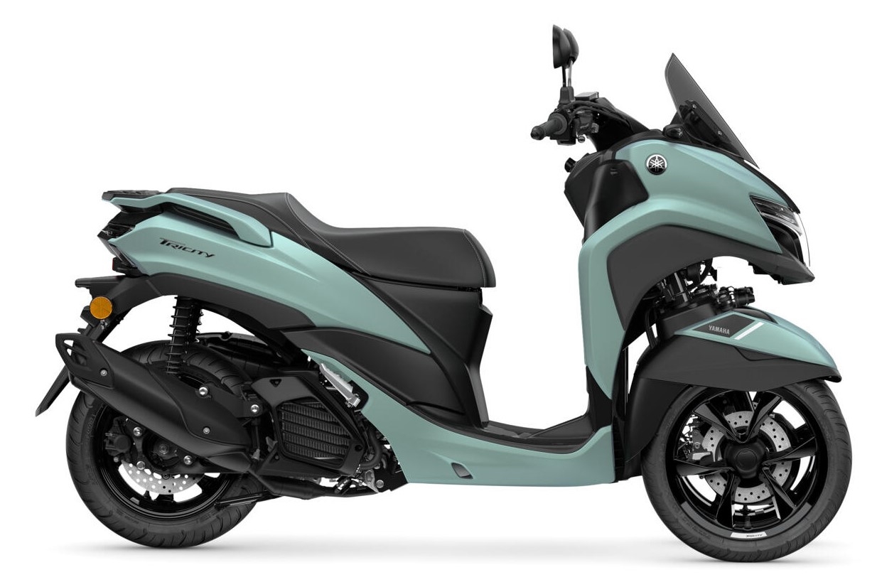 2025-Yamaha-LMW125YM-EU-Zen_Green-Studio-002-03