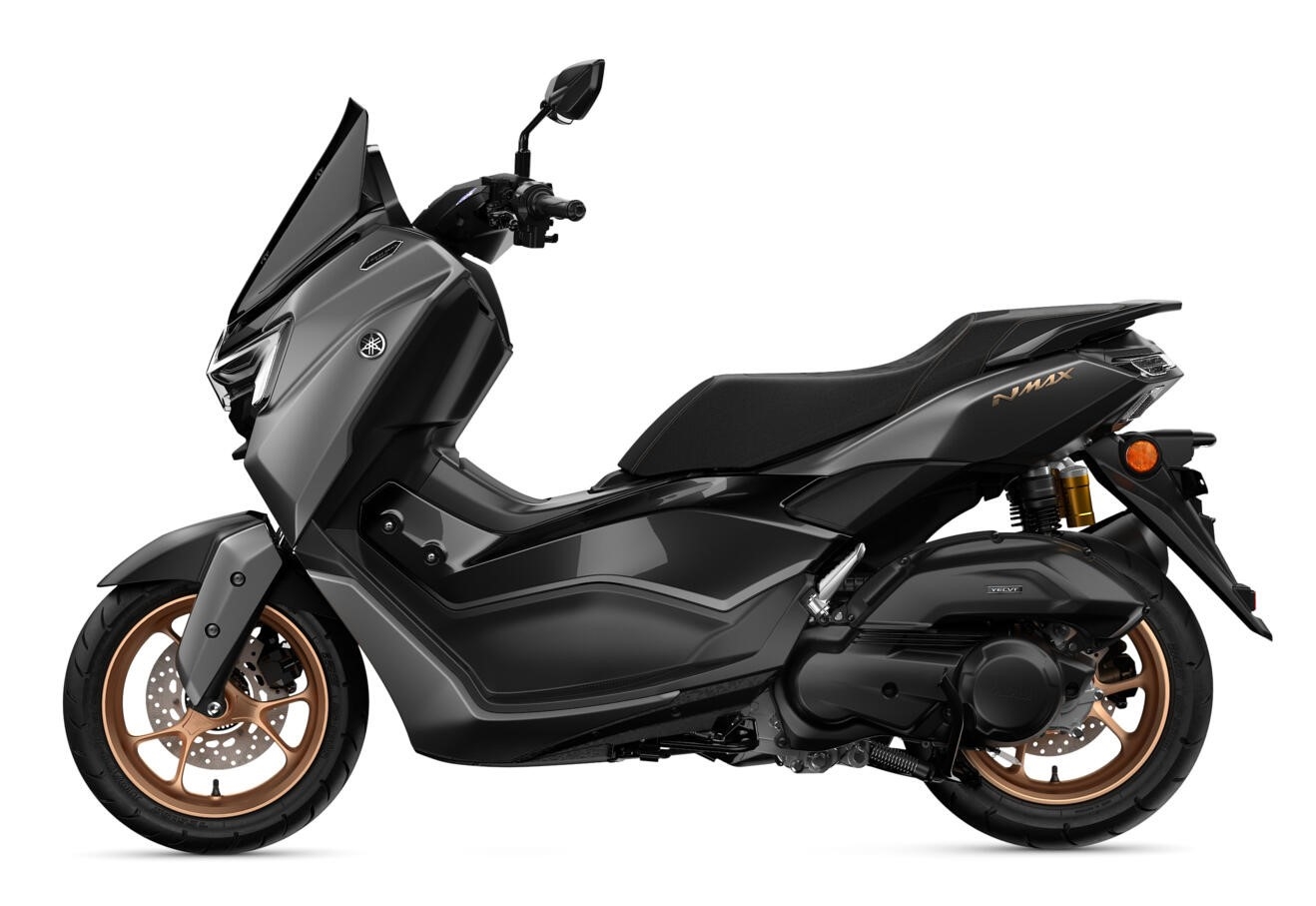 2026-Yamaha-G150SV-EU-Crystal_Graphite-Studio-006-03