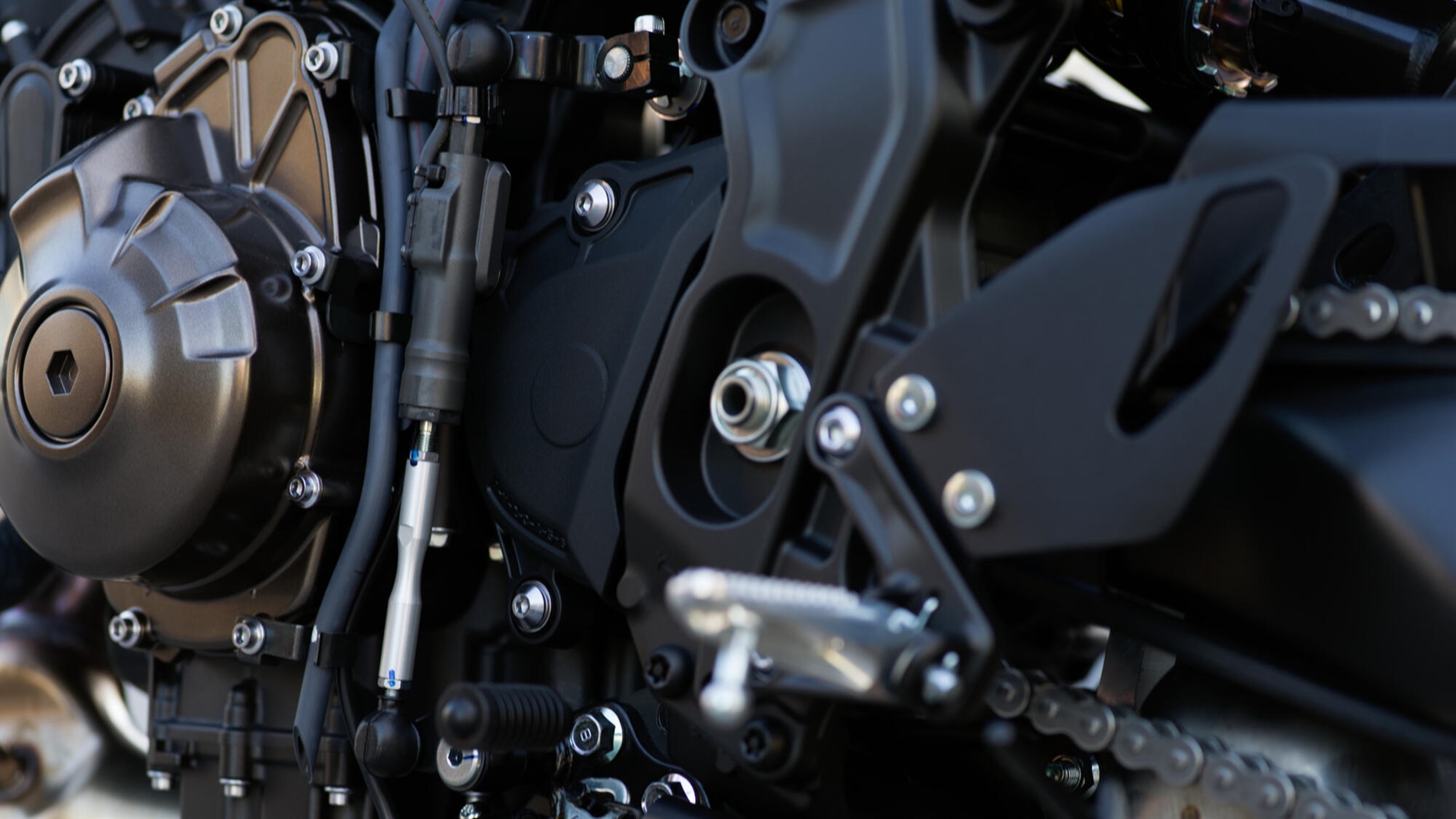 2024-Yamaha-XS850-EU-Detail-010-03