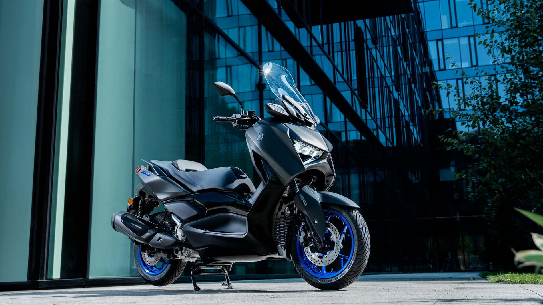 2025-Yamaha-XMAX300A-EU-Icon_Black_-Static-001-03