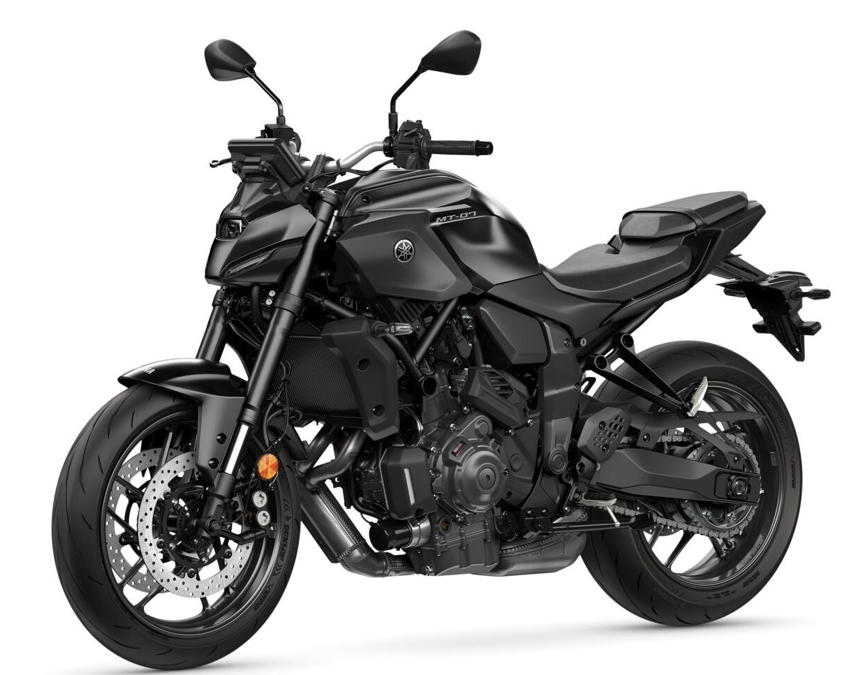 2025-Yamaha-MT07AS-EU-Tech_Black-Studio-007-03
