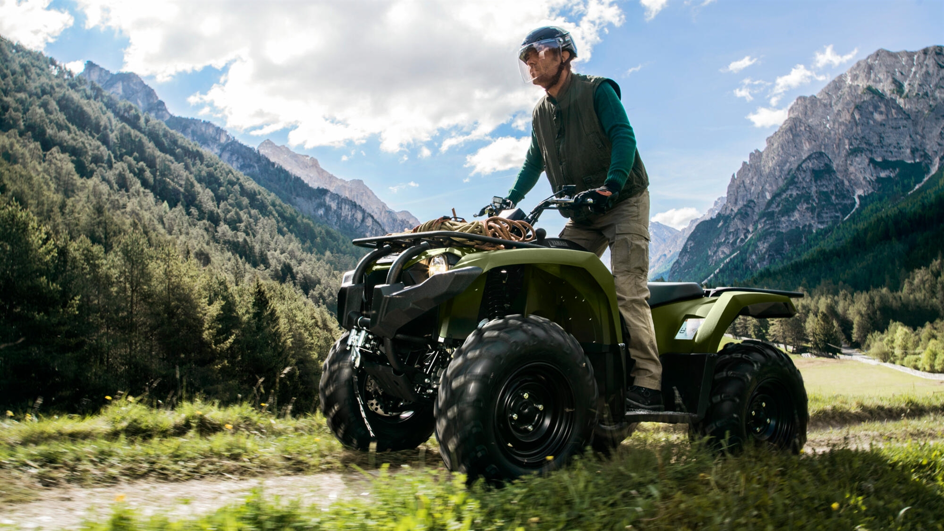 2025-Yamaha-YFM450FWB-25-EU-Olive_Green-Action-001-03