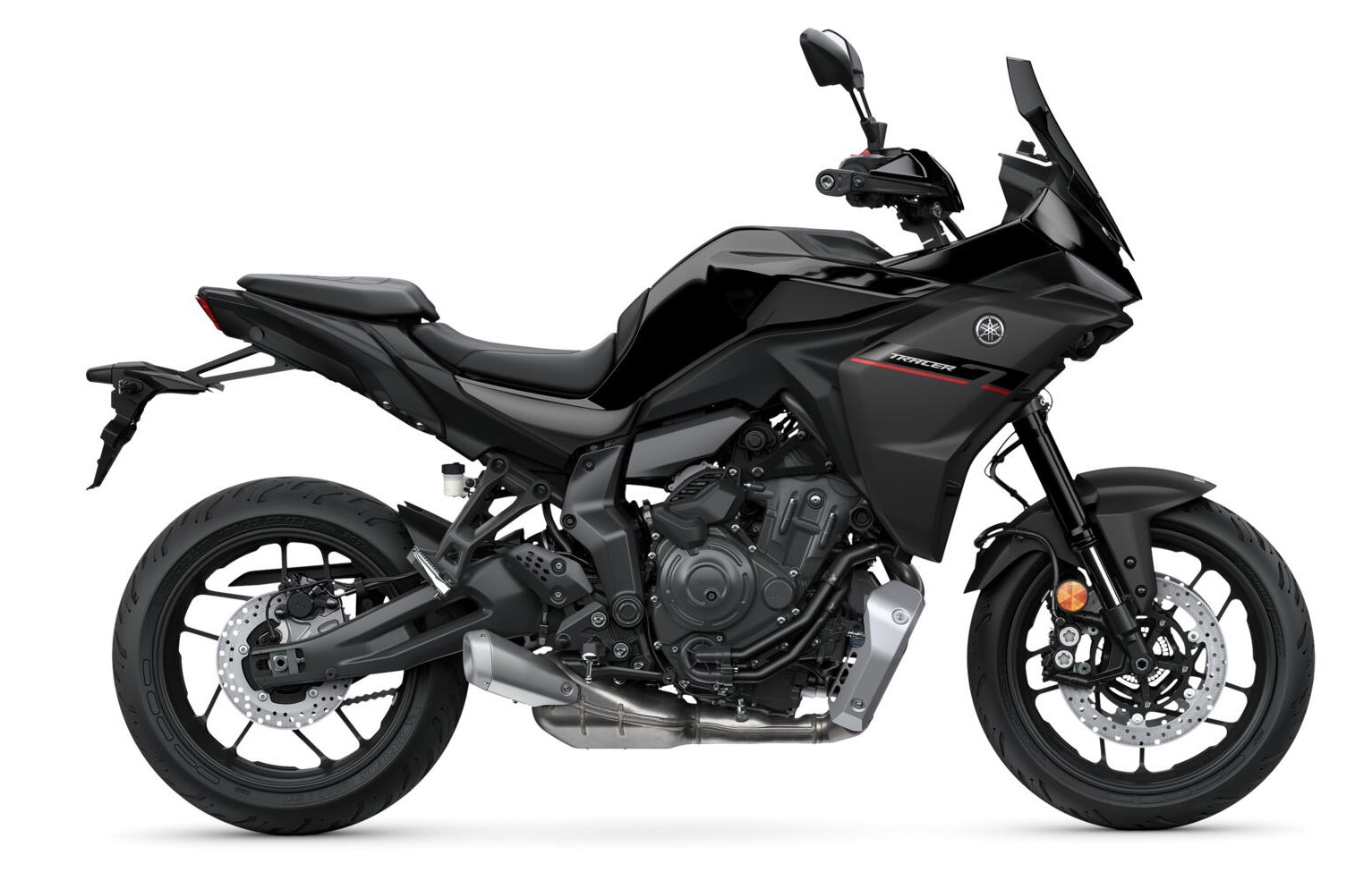 2026-Yamaha-MT07TRS-EU-Midnight_Black-Studio-002-03