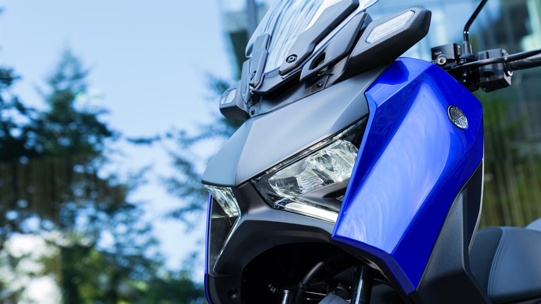 2026-Yamaha-XMAX300A-EU-NA-Detail-006-03