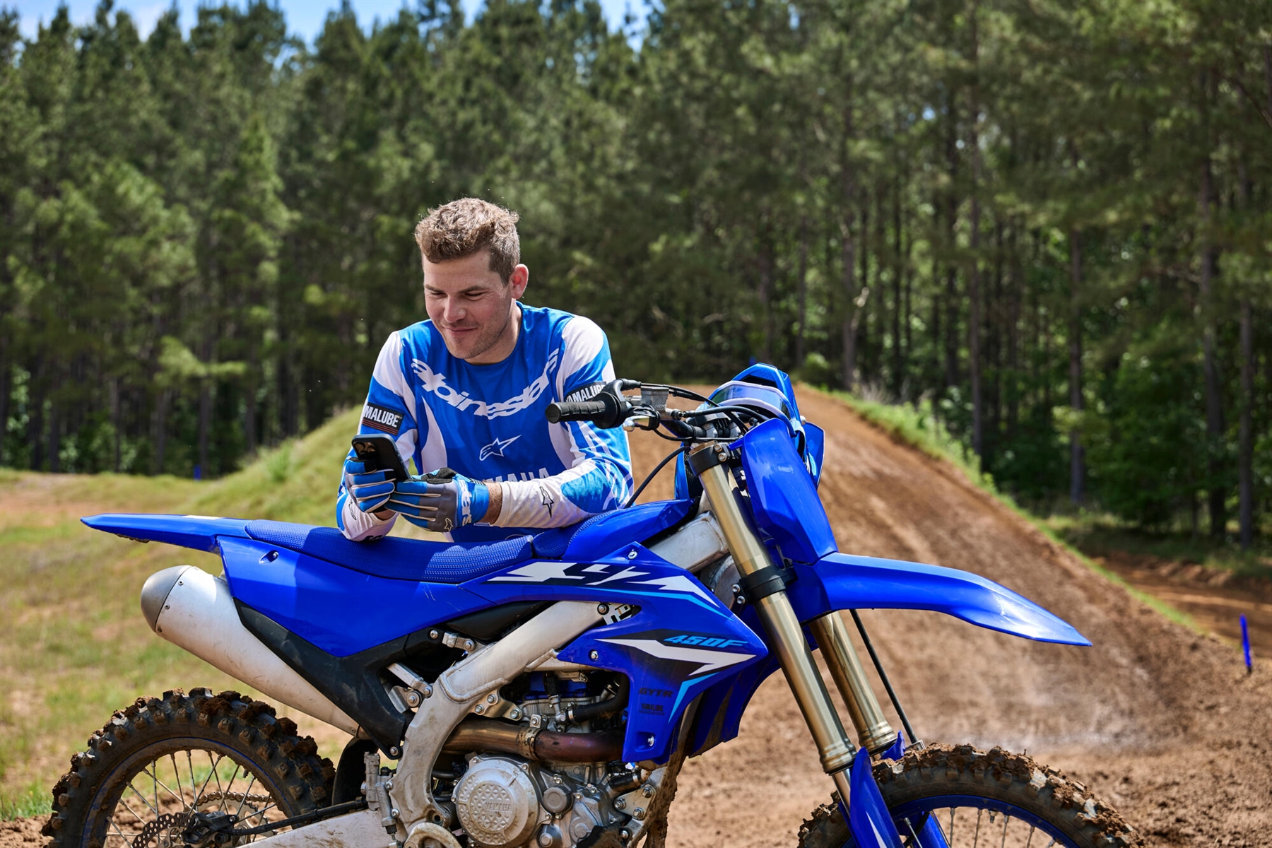 2026-Yamaha-YZ450F-EU-NA-Detail-008-03