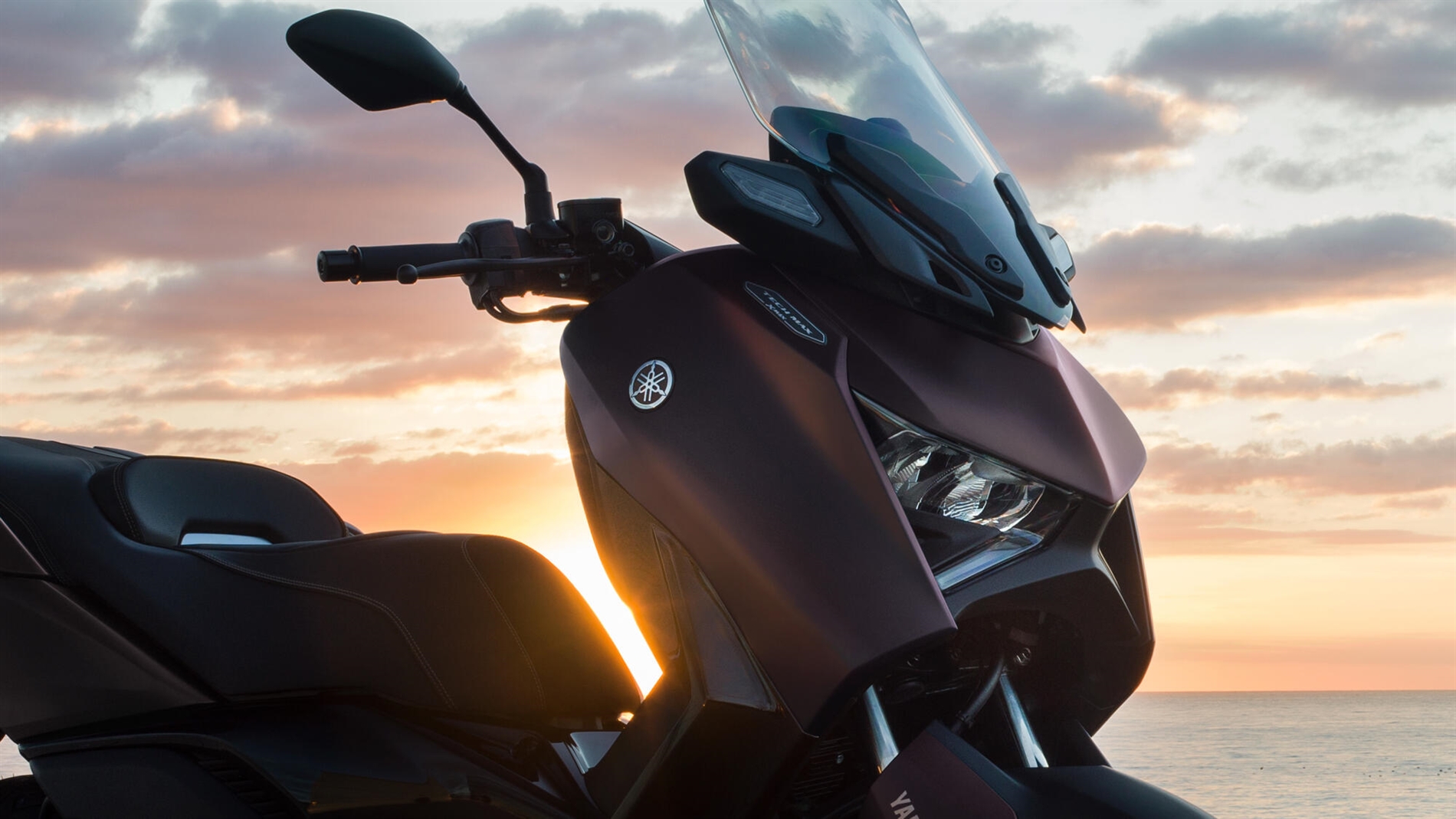 2024-Yamaha-XMAX300ASP-EU-Detail-004-03