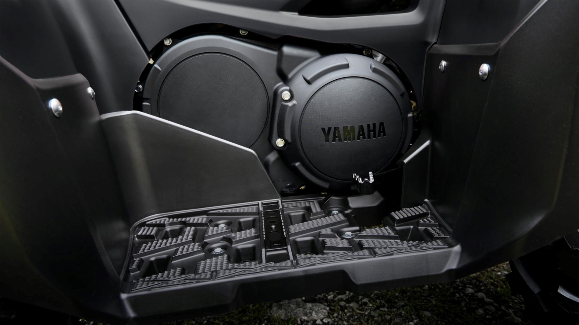 2025-Yamaha-YFM700FWBD-25S-EU-Detail-002-03
