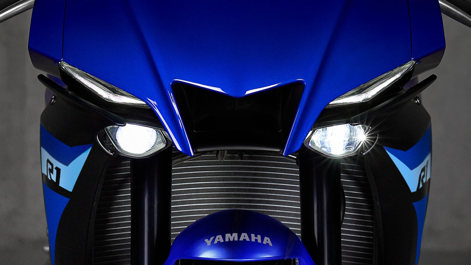 2024-Yamaha-YZF1000R1-EU-Detail-007-03