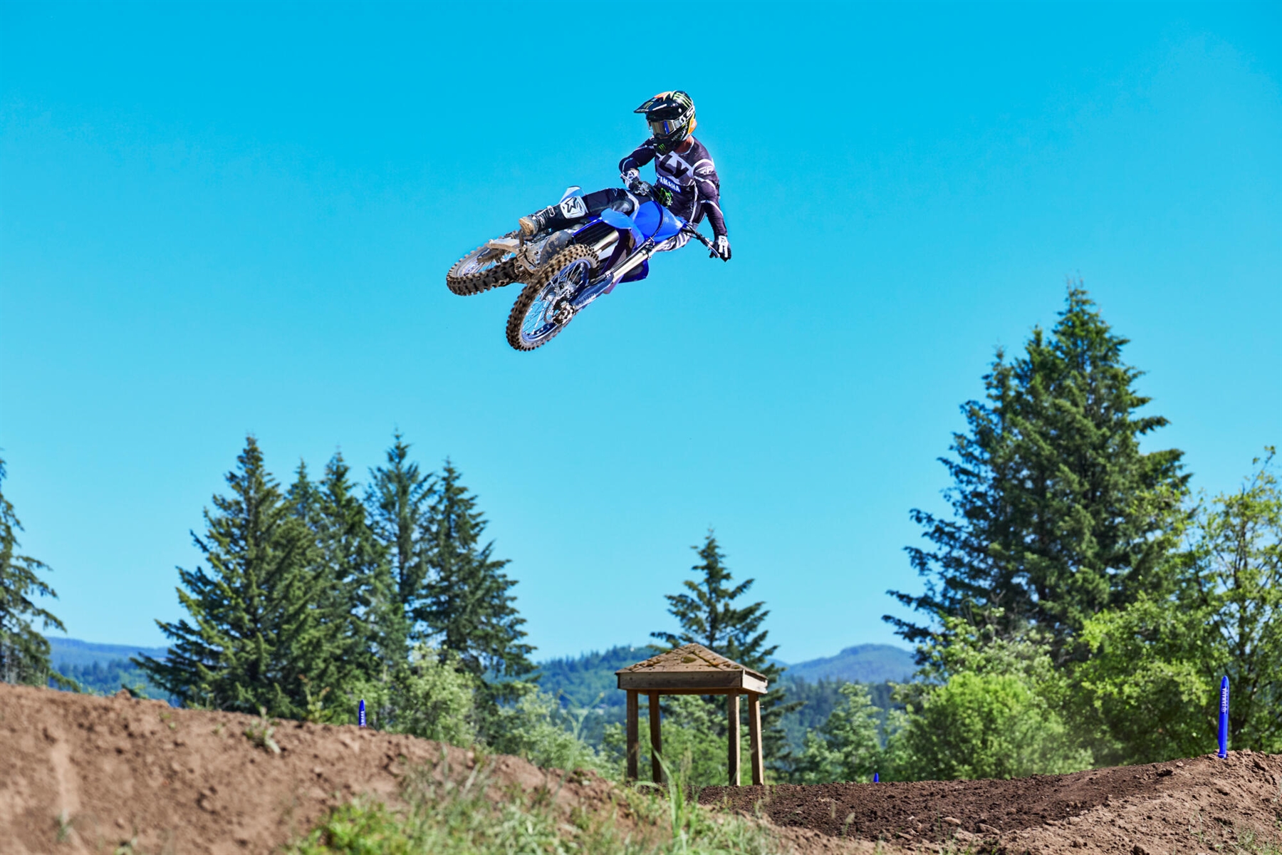 2025-Yamaha-YZ250LC-EU-Detail-002-03