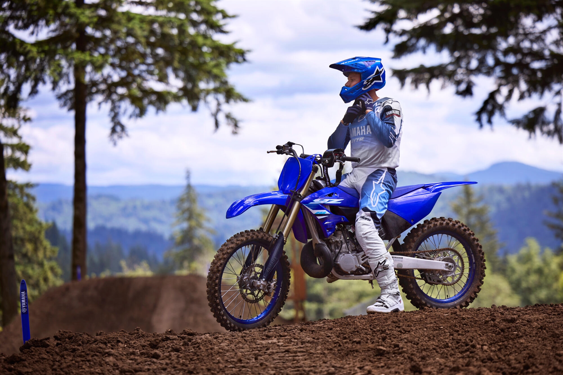 2025-Yamaha-YZ250LC-EU-Detail-004-03