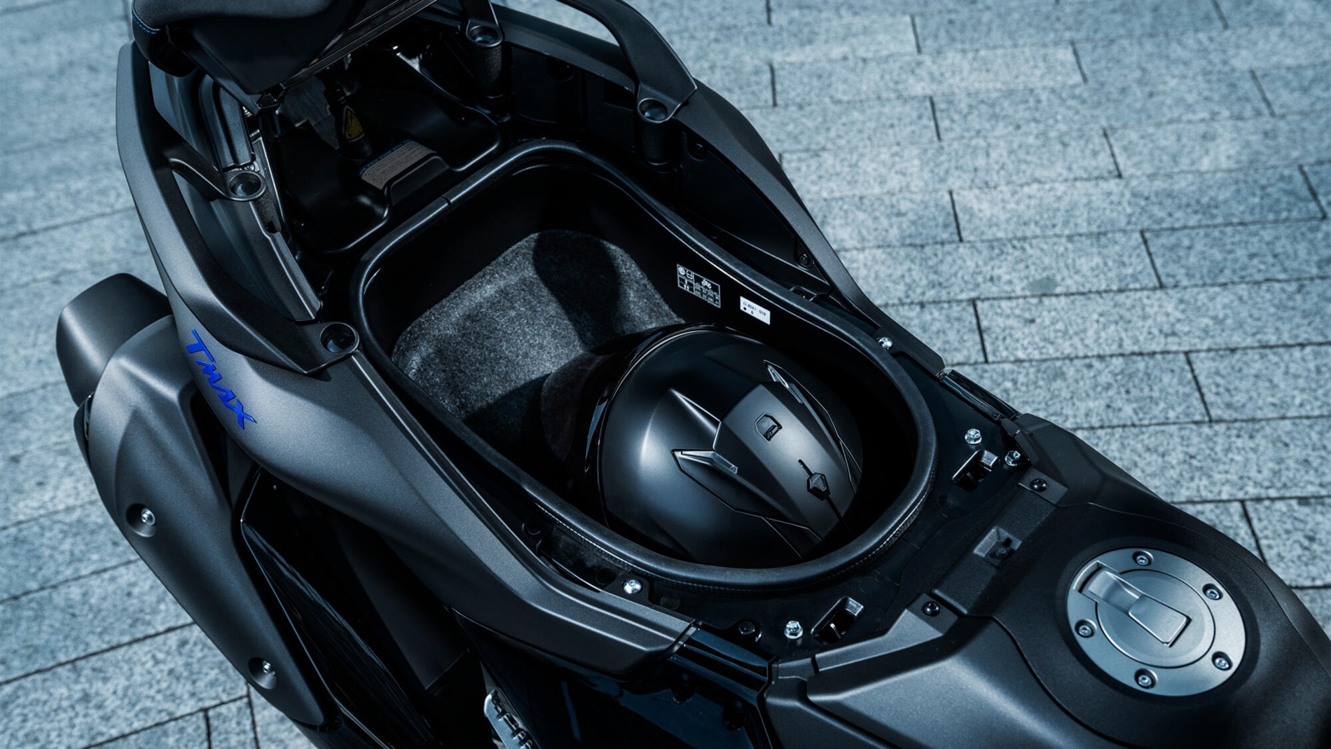 2025-Yamaha-XP500A-EU-Detail-010-03