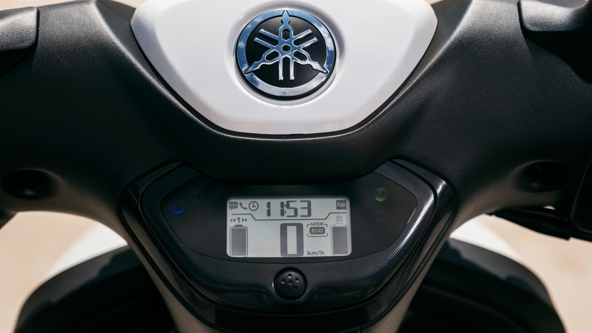 2023-Yamaha-EJE025-EU-Detail-012-03