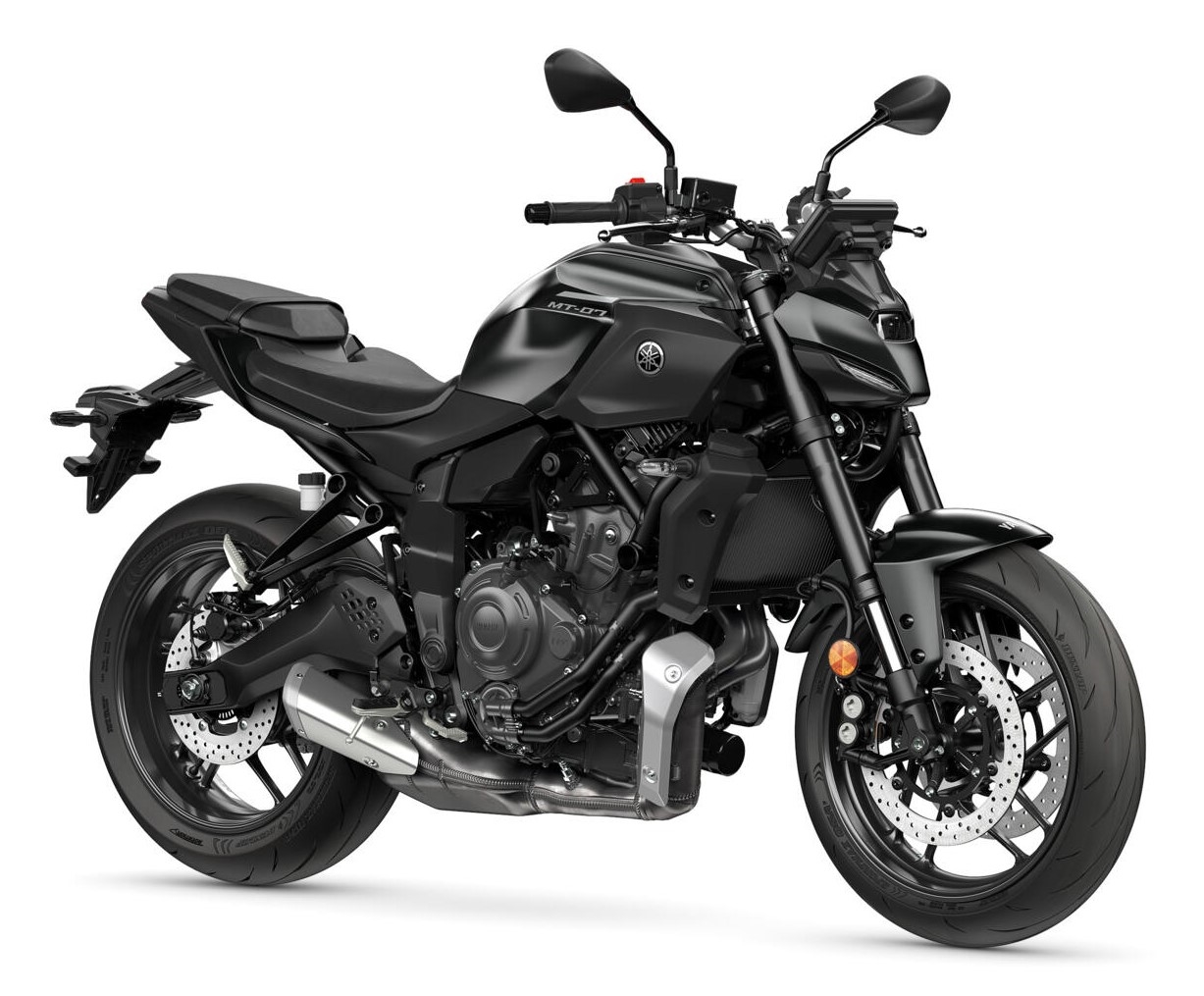 2025-Yamaha-MT07A-EU-Tech_Black-360-Degrees-001-03