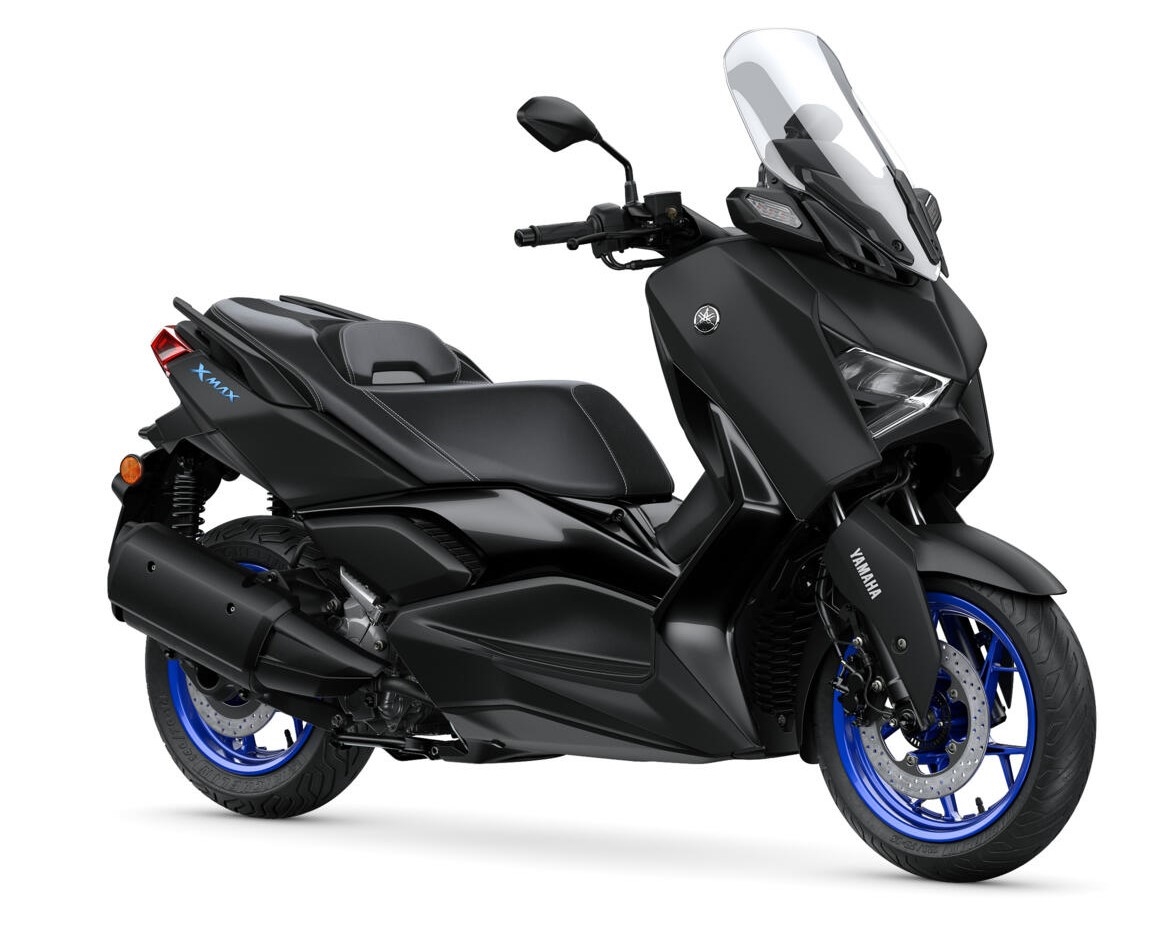 2024-Yamaha-XMAX300-EU-Icon_Black-360-Degrees-001-03