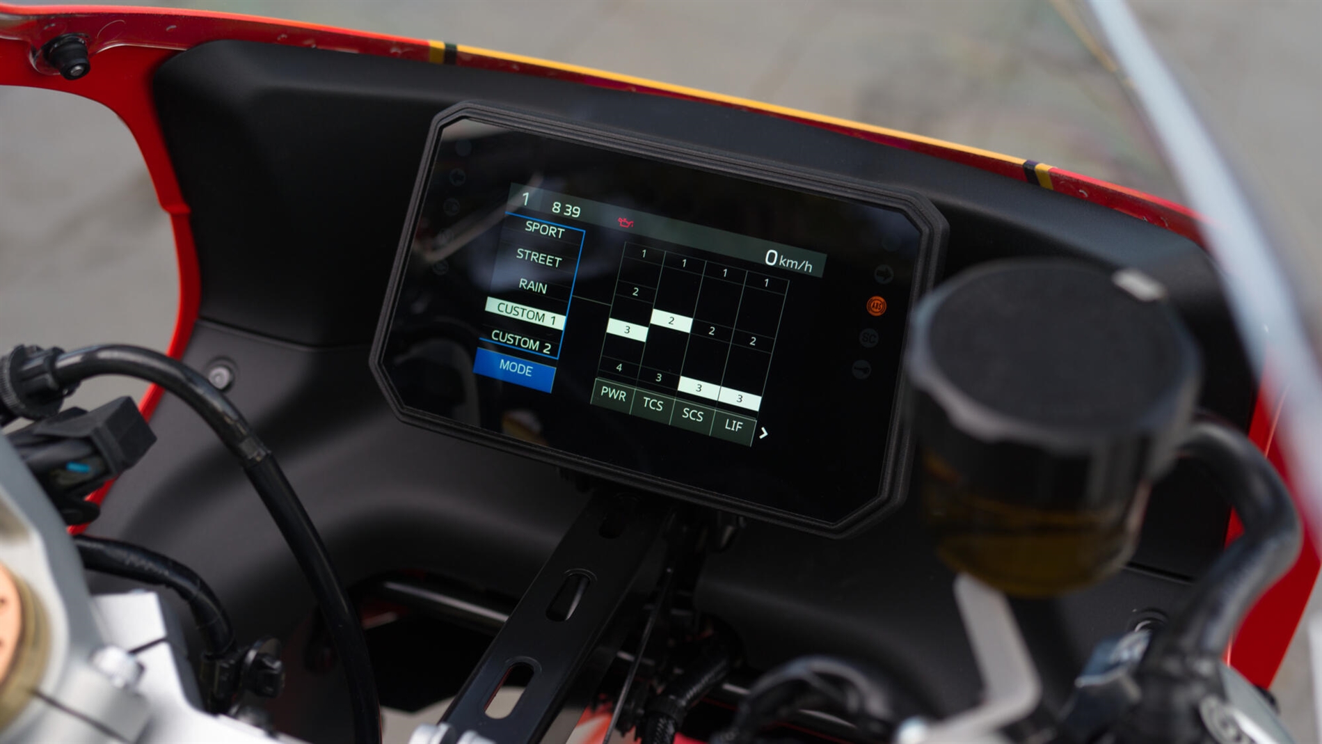 2024-Yamaha-XS850GP-EU-Detail-008-03