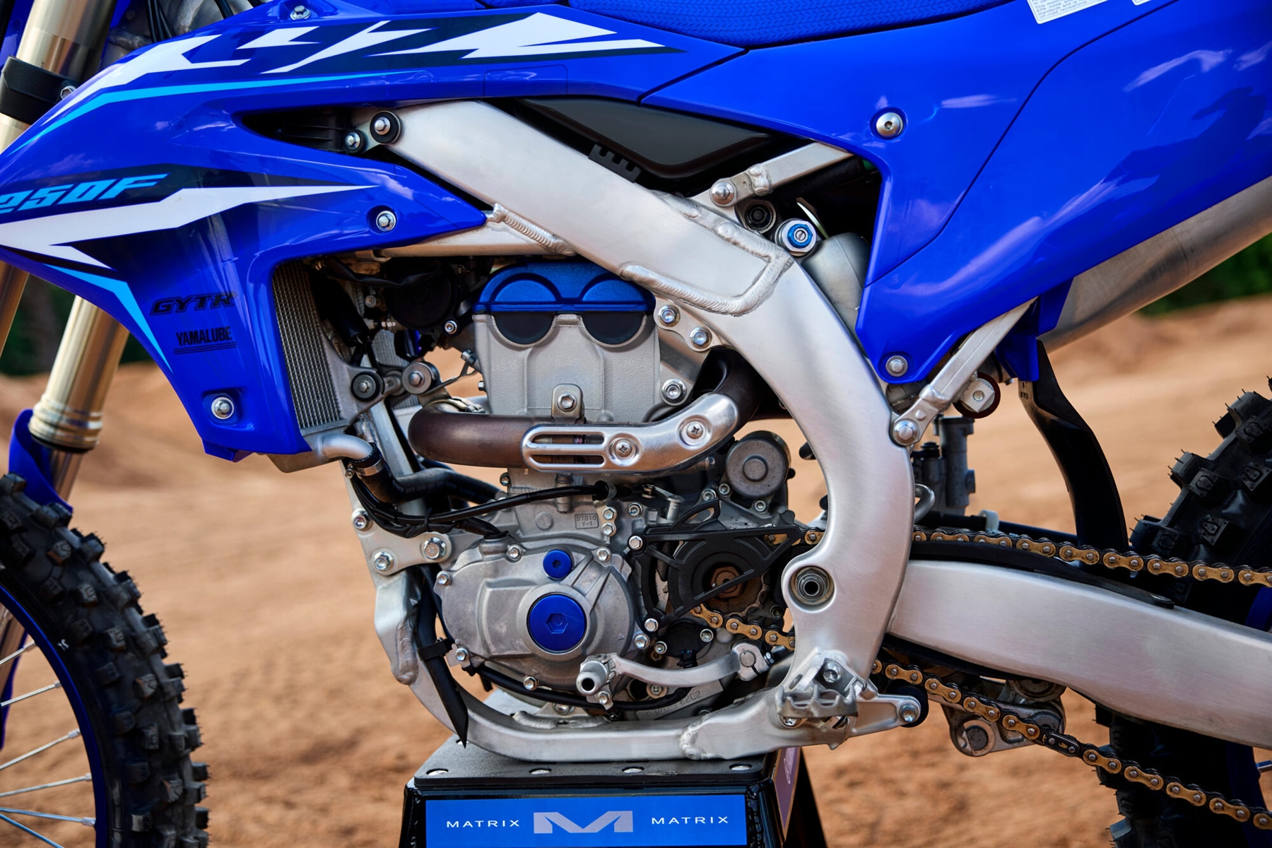 2026-Yamaha-YZ250FSV-EU-NA-Detail-008-03