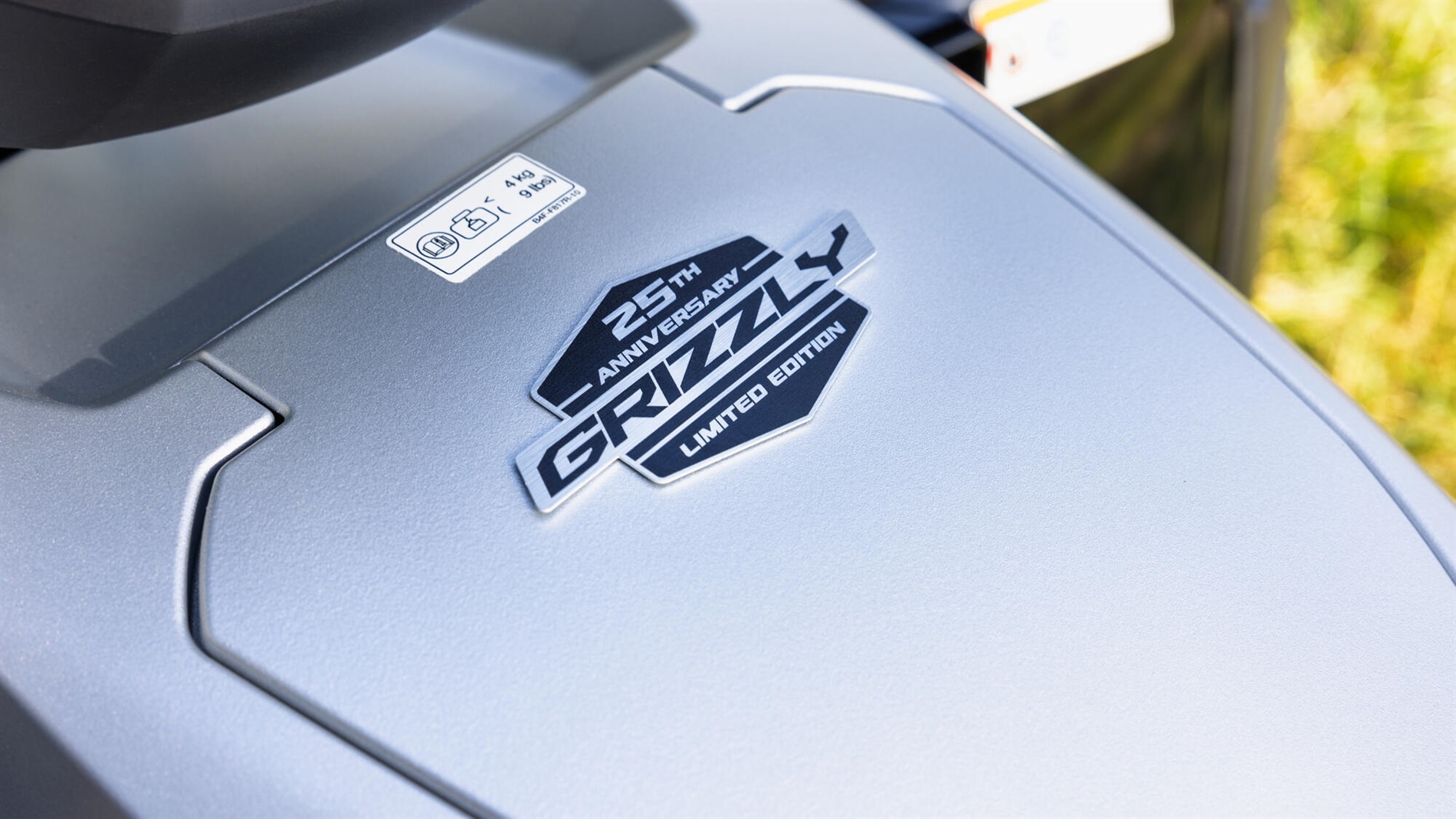 2023-Yamaha-YFM70FWAD-23L-EU-Detail-002-03