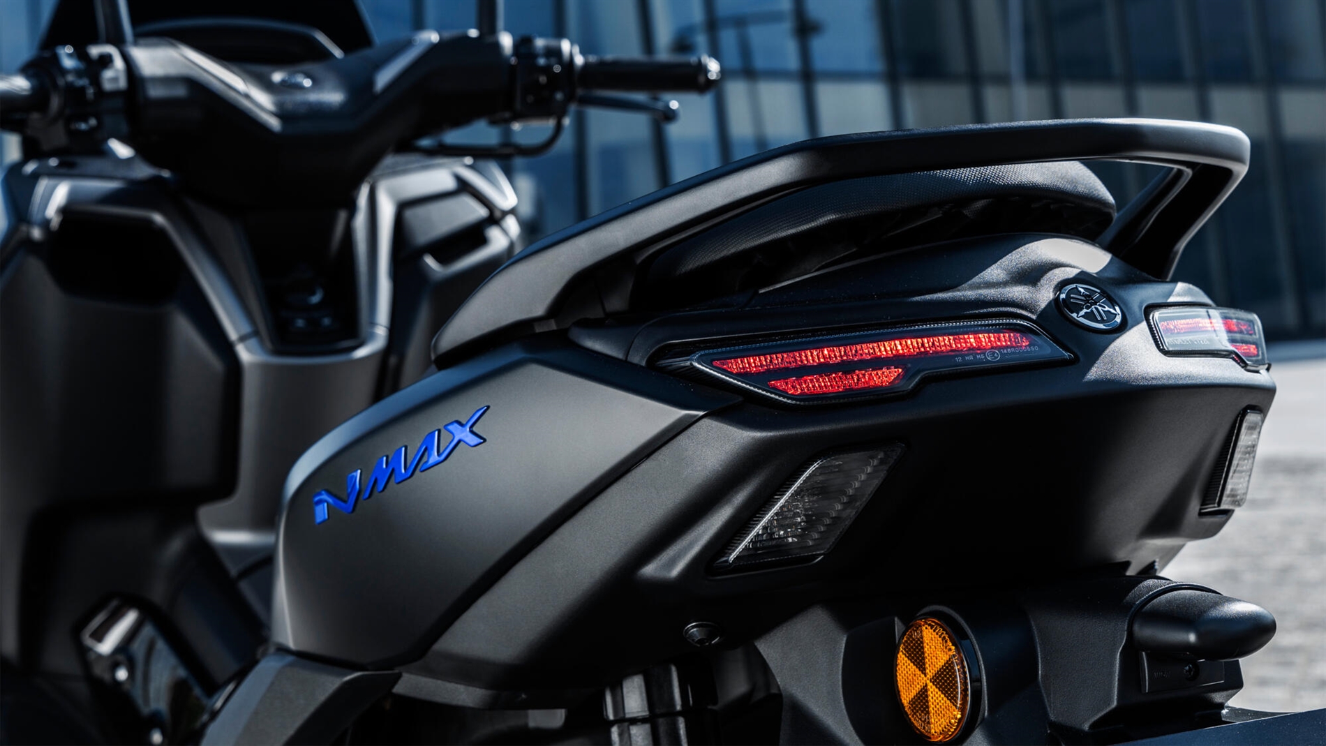 2025-Yamaha-G125YM-EU-Detail-003-03
