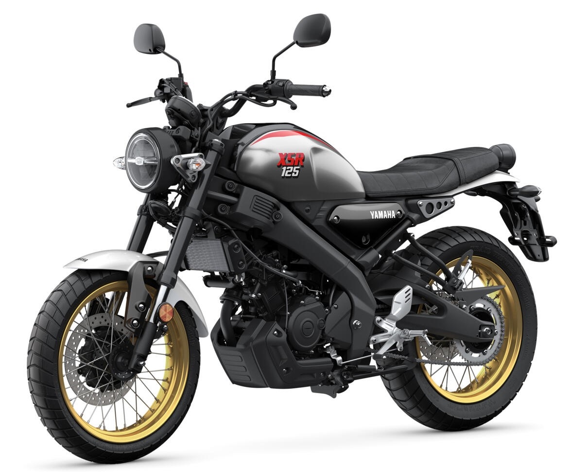 2025-Yamaha-XS125SV-EU-Legend_Silver-Studio-007-03