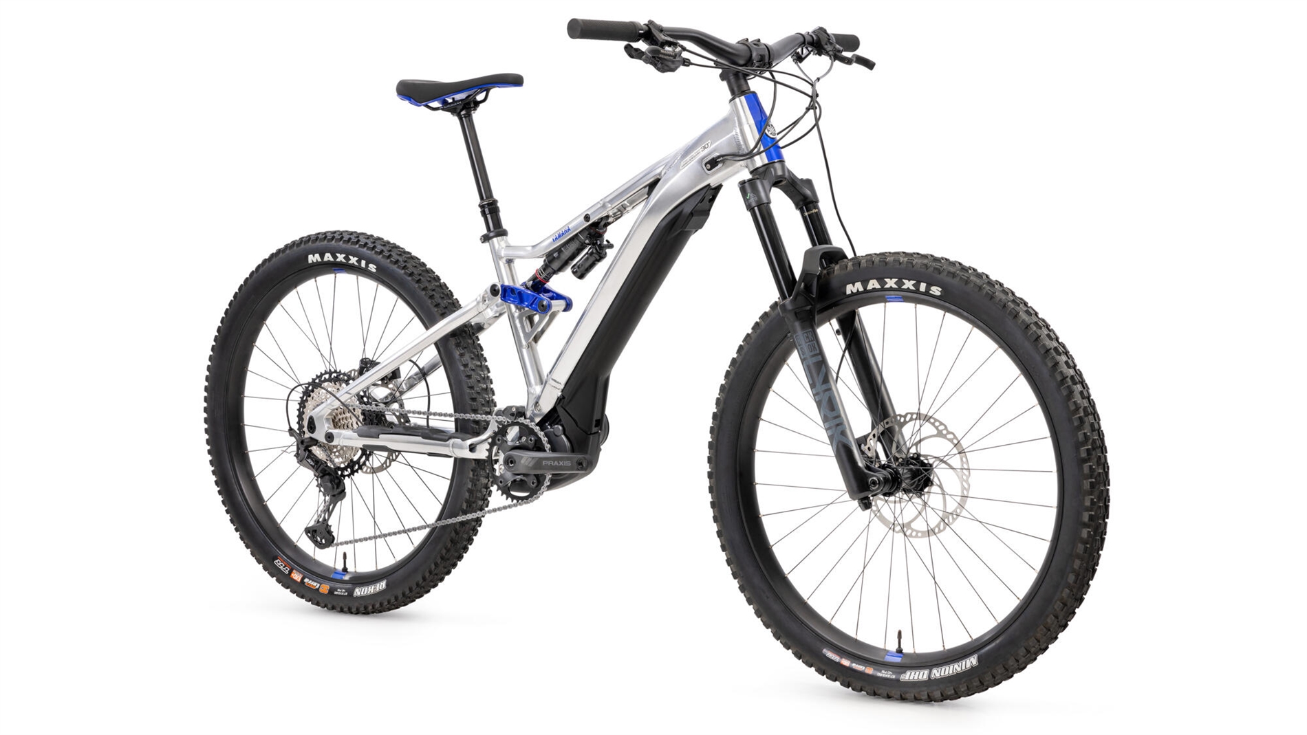 2023-Yamaha-YDX-MORO-EU-Factory_Silver-Studio-006-03