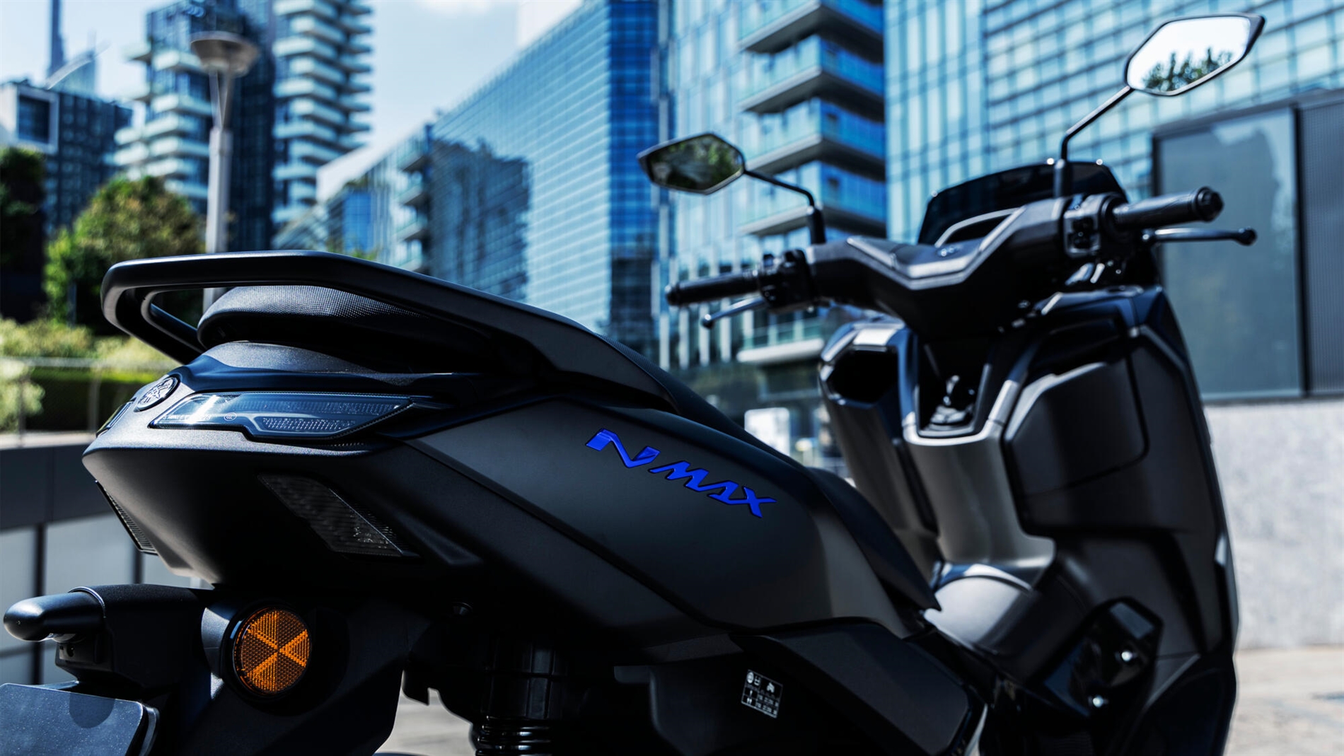 2025-Yamaha-G125YM-EU-Detail-007-03
