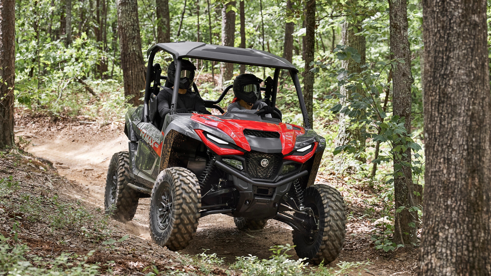 2025-Yamaha-YXE1000EW-25E-EU-Grey_Metallic_Red-Action-002-03