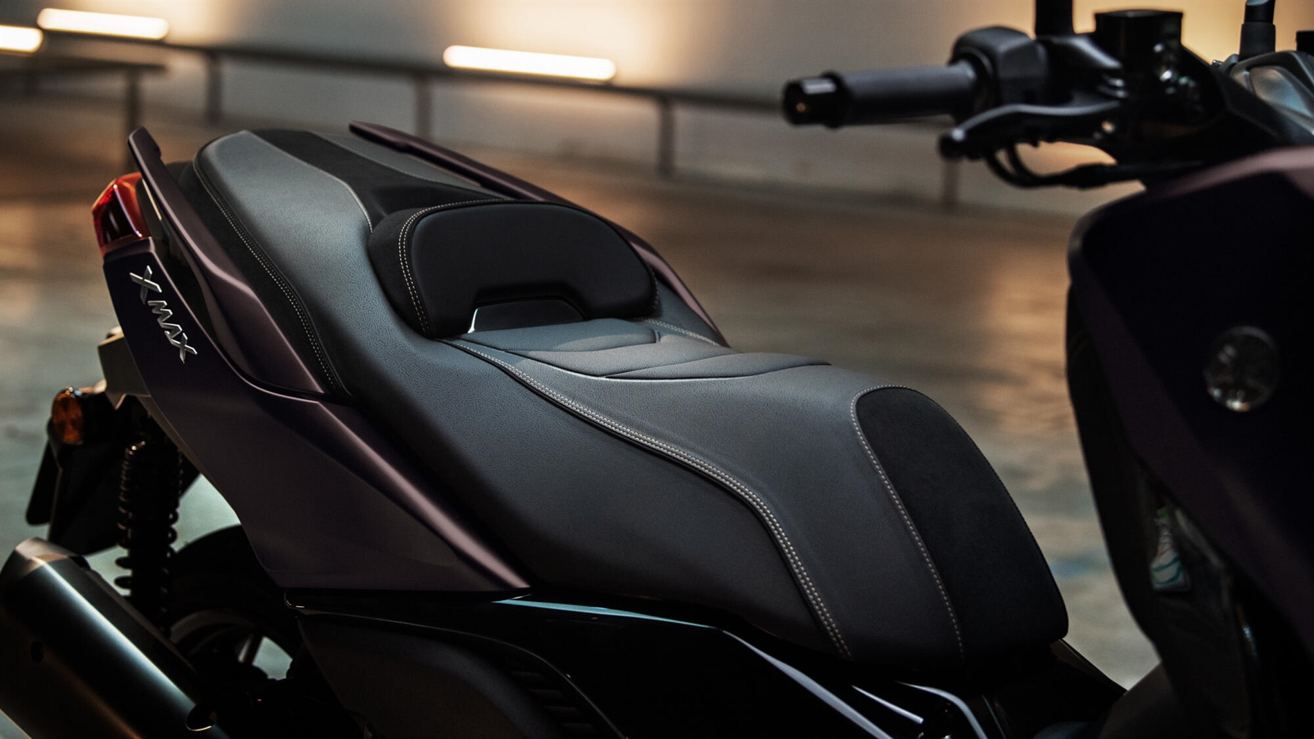 2024-Yamaha-XMAX300ASP-EU-Detail-008-03