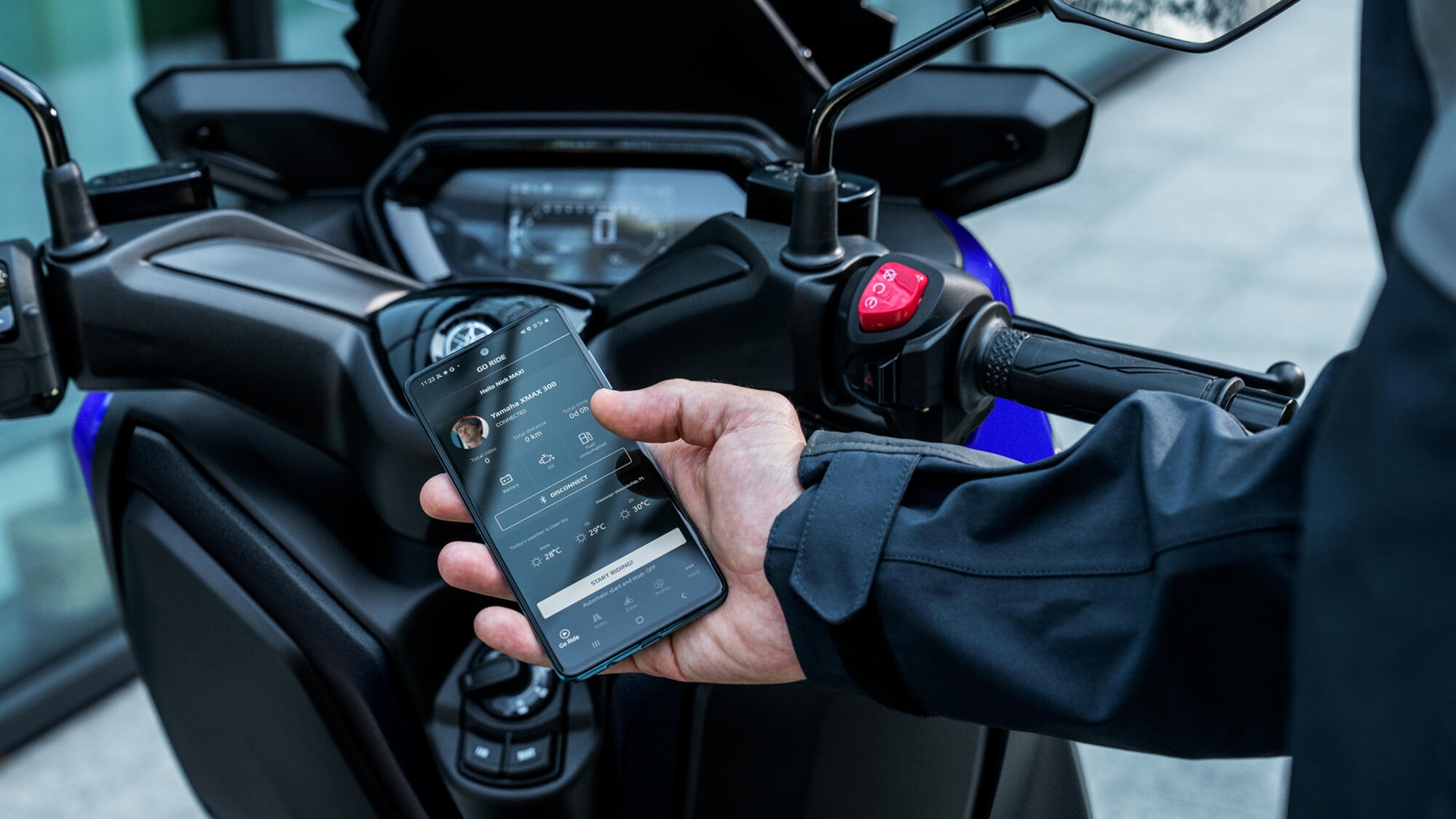 2026-Yamaha-XMAX300A-EU-NA-Detail-002-03